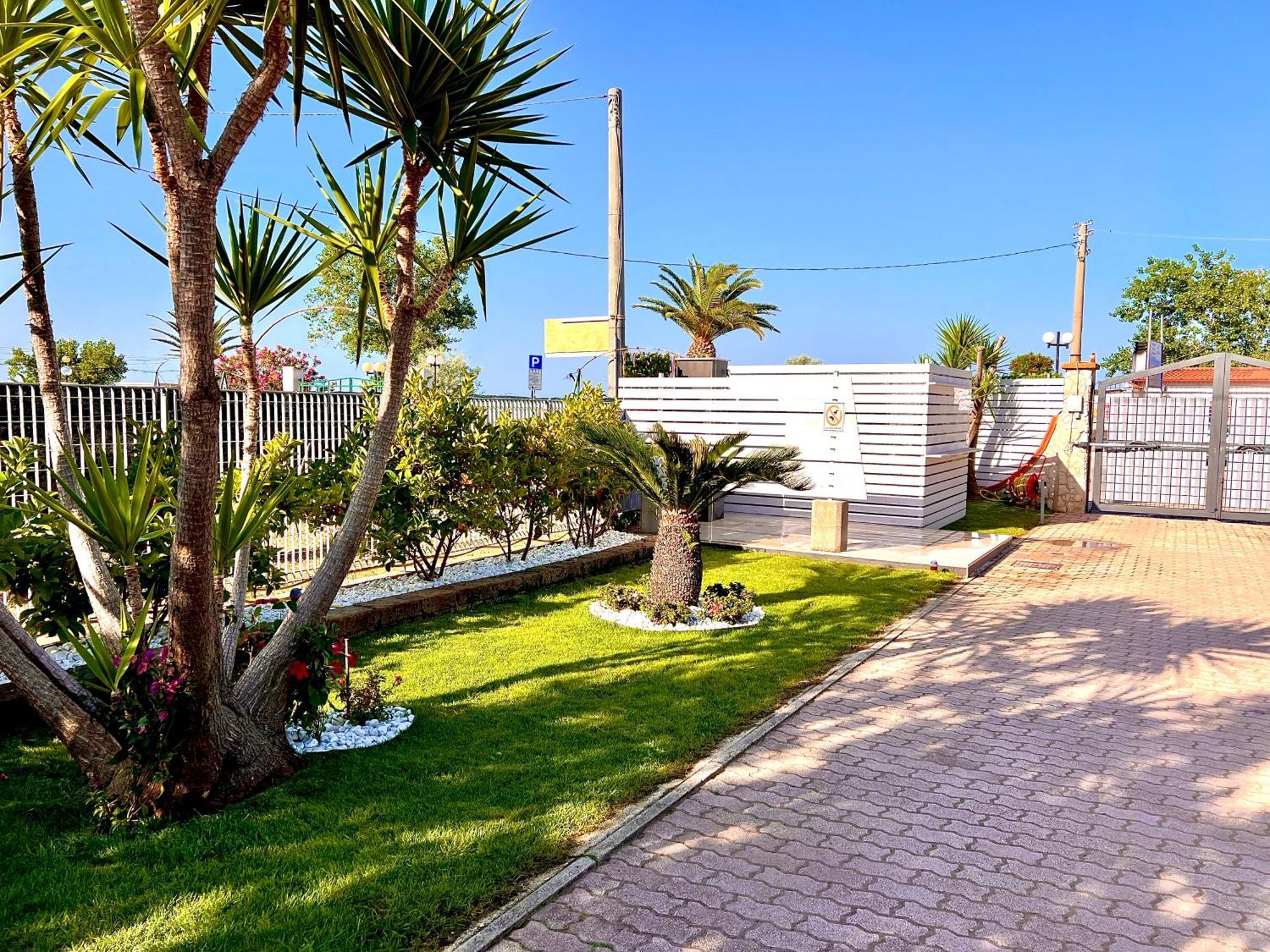 Villa Latino Vieste Exterior foto